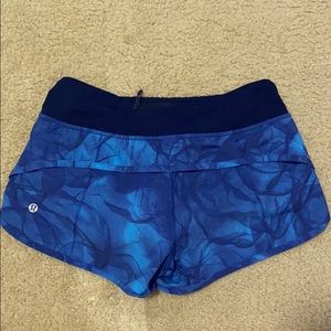 Lululemon speed up shorts size 4! Worn 2 times